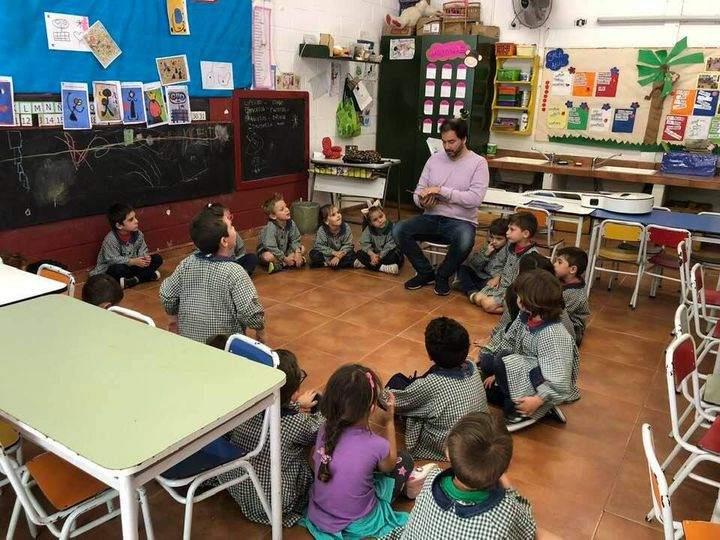 Mr Menghi Workshop At Kinder Garden Villa Carlos Paz Cordoba Argentina2 2019 Jpg
